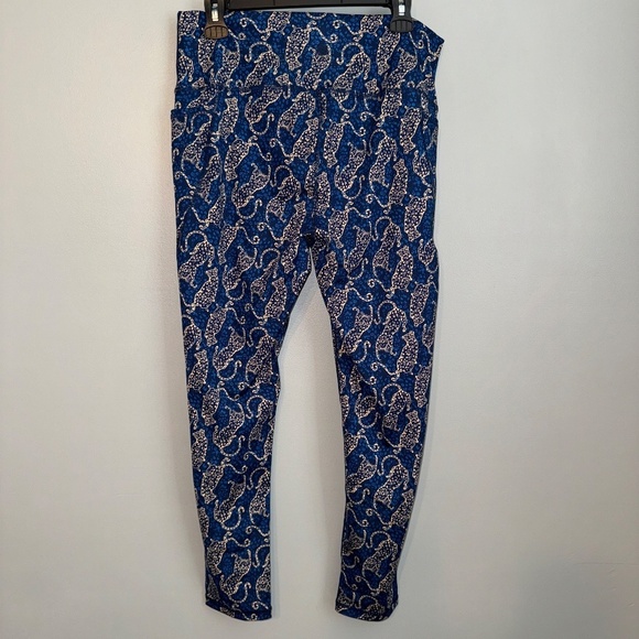 EUC Lilly Pulitzer UPF 50+ Luxletic South Beach High Rise Legging Leopard XL - Picture 5 of 6